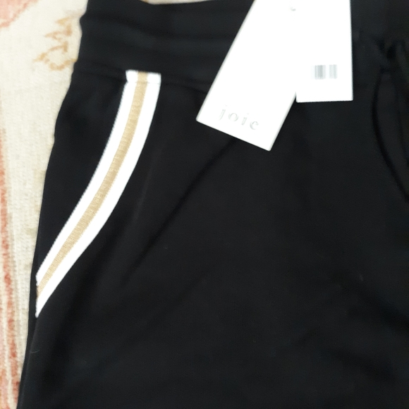 Joie Burdett sweatshirt shorts-NWT Med - Picture 4 of 7